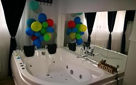 Iași Jacuzzi Apartment F
